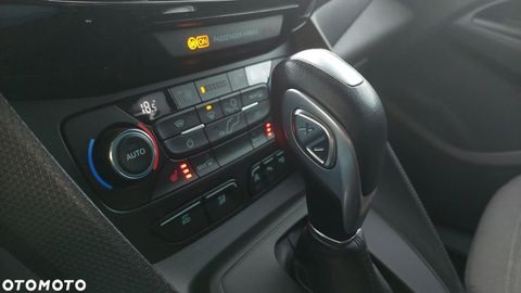 Car image 38