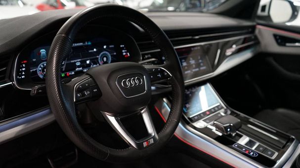 Audi Q8 55 TFSI S-line 250 kW image number 19