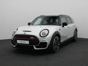 Car image 28