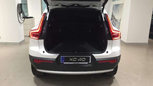 Volvo XC40 Recharge T4 Bright 155 kW image number 12