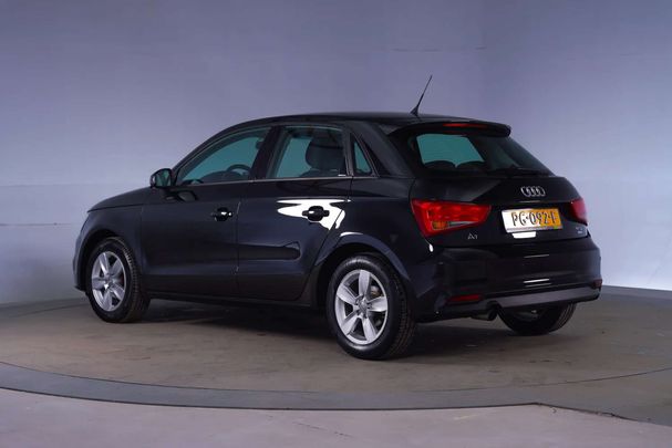 Audi A1 1.0 TFSI Sportback 70 kW image number 3