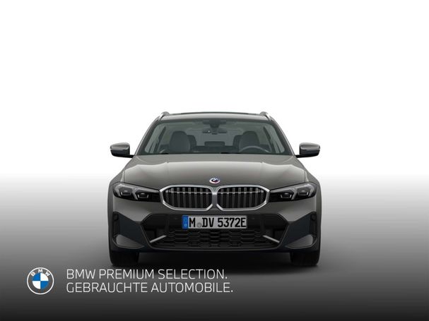 BMW 330e Touring xDrive 215 kW image number 2