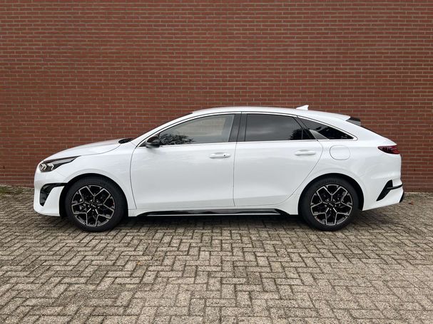 Kia ProCeed 1.5 T-GDI GT Line 103 kW image number 3