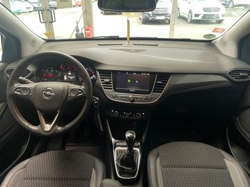 Car image 14