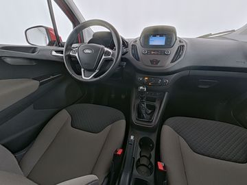 Car image 14