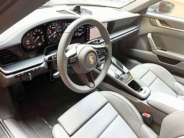 Porsche 992 Carrera 4S 331 kW image number 19