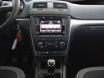 Car image 16