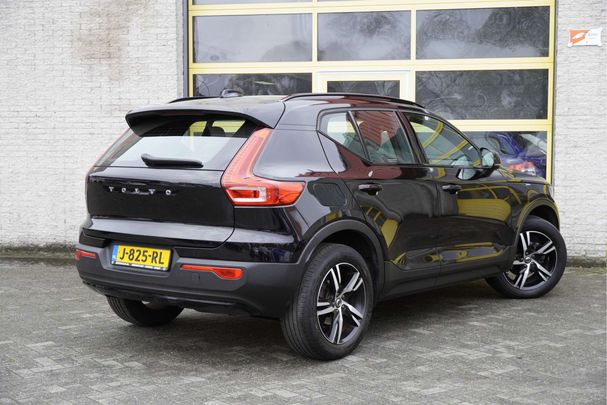 Volvo XC40 1.5 T2 95 kW image number 10