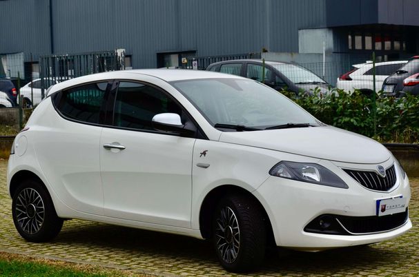 Lancia Ypsilon 51 kW image number 7