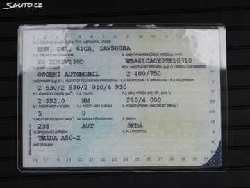 Car image 28