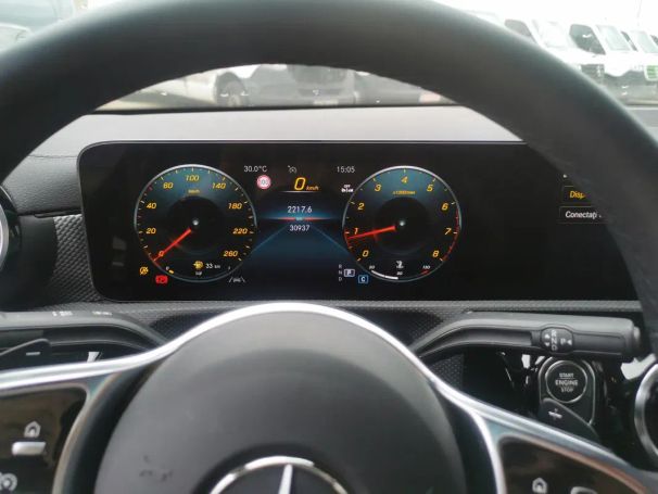 Mercedes-Benz CLA 180 100 kW image number 11