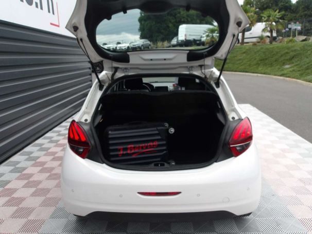 Peugeot 208 BlueHDi 100 Active 75 kW image number 5