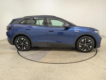 Car image 36