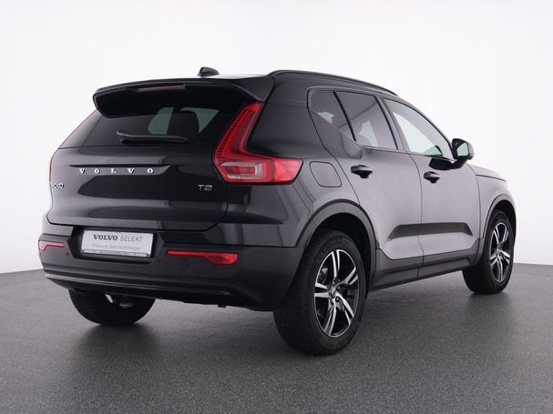 Volvo XC40 T2 Plus Dark 95 kW image number 3