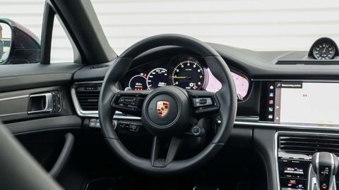 Car image 33