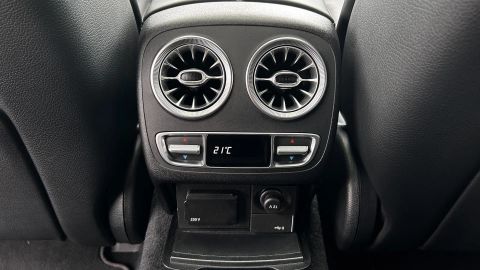 Car image 33