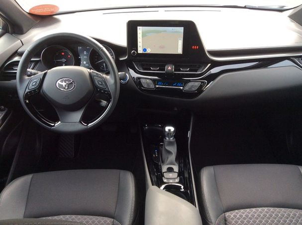 Toyota C-HR 2.0 Hybrid 135 kW image number 17