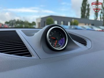 Car image 33