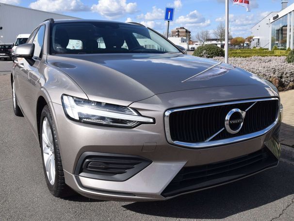 Volvo V60 D3 Momentum 110 kW image number 10