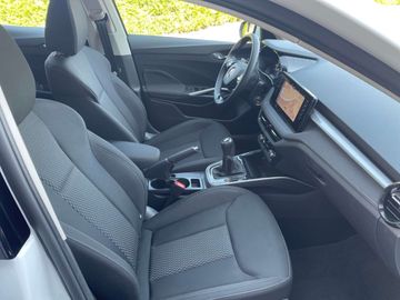 Car image 15