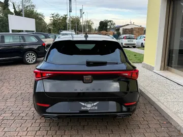 Car image 39
