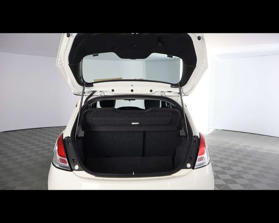 Lancia Ypsilon 51 kW image number 24