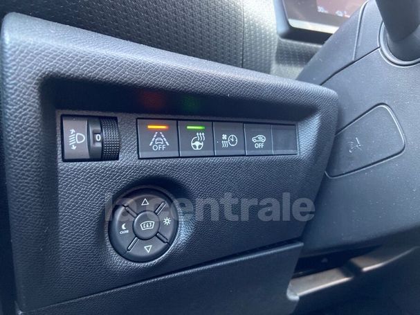 Citroen C4 e 50 kWh 100 kW image number 18