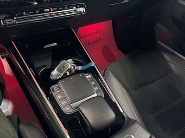 Car image 36