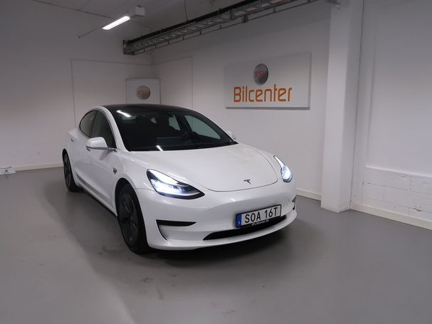 Tesla Model 3 Standard Range Plus 190 kW image number 2