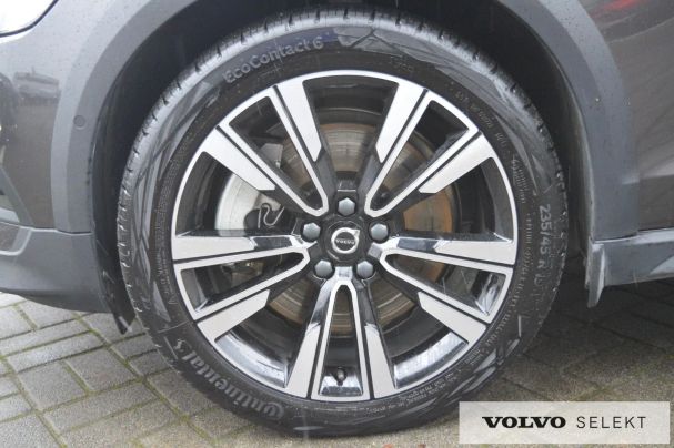 Volvo V60 Cross Country AWD 184 kW image number 29