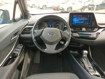 Car image 13