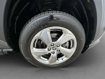 Car image 35