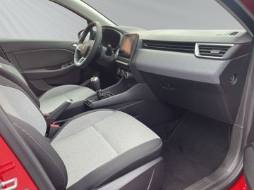 Car image 11