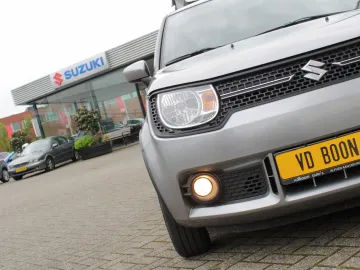Car image 20