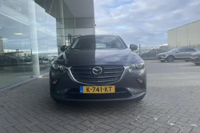 Car image 2