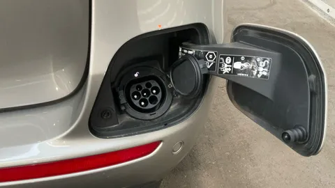 Car image 33