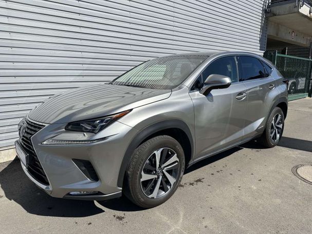 Lexus NX 300 h 145 kW image number 24