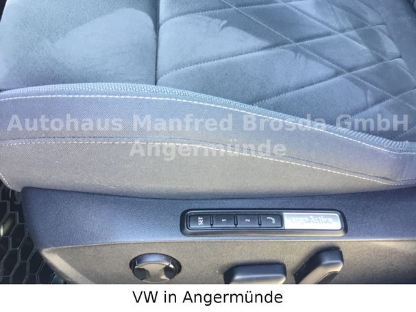 Volkswagen Golf eTSI Style 96 kW image number 12