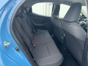 Car image 10