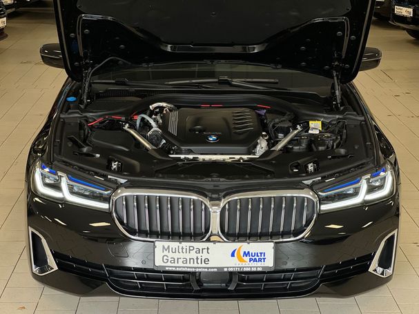 BMW 540d Touring xDrive 250 kW image number 30