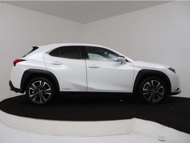 Lexus UX 250h 135 kW image number 16