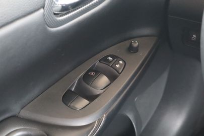 Car image 35