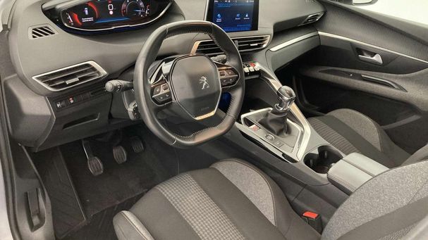 Peugeot 3008 PureTech 130 Active 96 kW image number 22