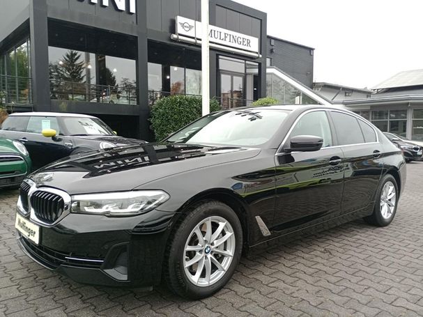 BMW 530i xDrive 185 kW image number 1