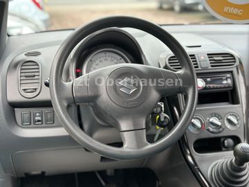 Car image 12