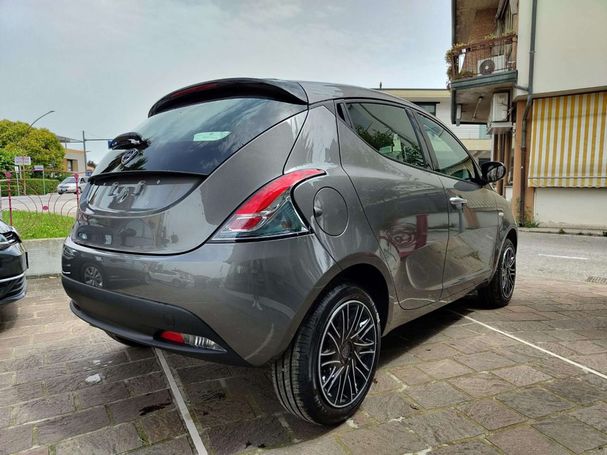 Lancia Ypsilon 51 kW image number 3