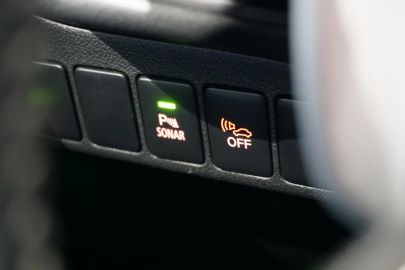 Car image 33