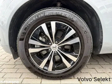 Car image 32