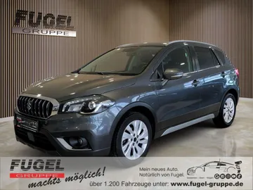 Car image 3