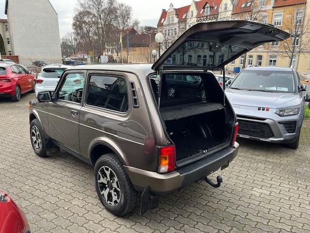 Lada Niva 4x4 61 kW image number 8